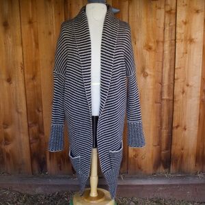 Imperial Black & White Stripe Knitted Boho Shawl Sweater Made In Italy One Size